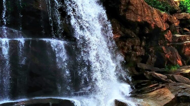 Areekkal waterfall